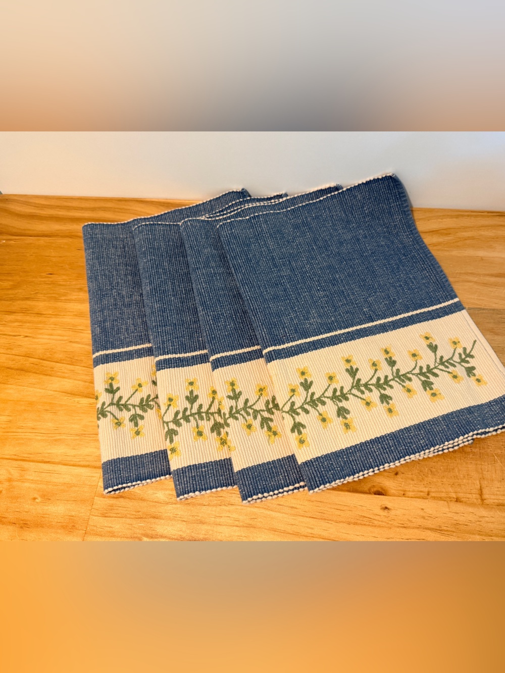 Set of 4 Park Designs Blue Ribbed Placemats Yellow Floral Panel RN70244